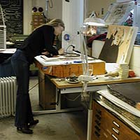Cecilia Sikström i arbete.