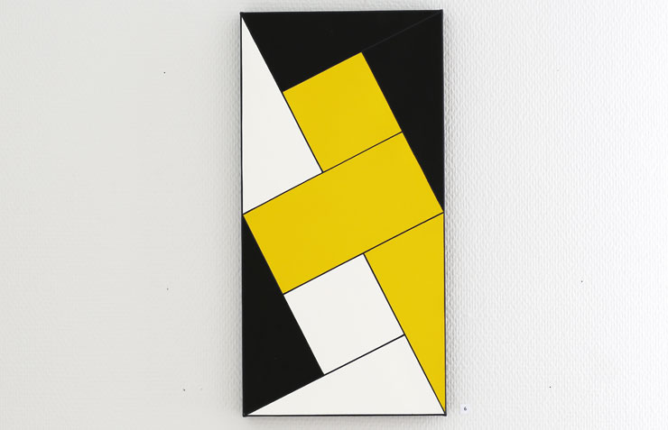 Cajsa Holmstrands målning Pythagoras i gult, svart och vitt.