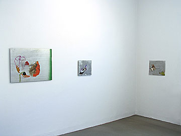 Galleri Mariann Ahnlund - rummet närmast fönstret. Den vägg som man ser om man tittar in genom fönstret och till höger. Foto: Mats Å Eriksson 
